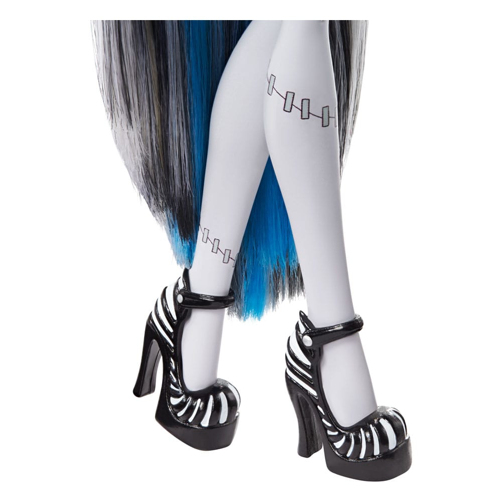 Monster High Reel Drama Doll Frankie Stein in Black And White