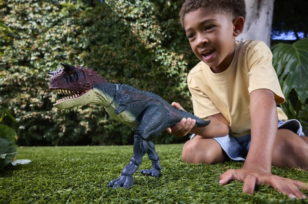 Jurassic World: Survival Action Figure Charge 'N Chomp Carnotaurus