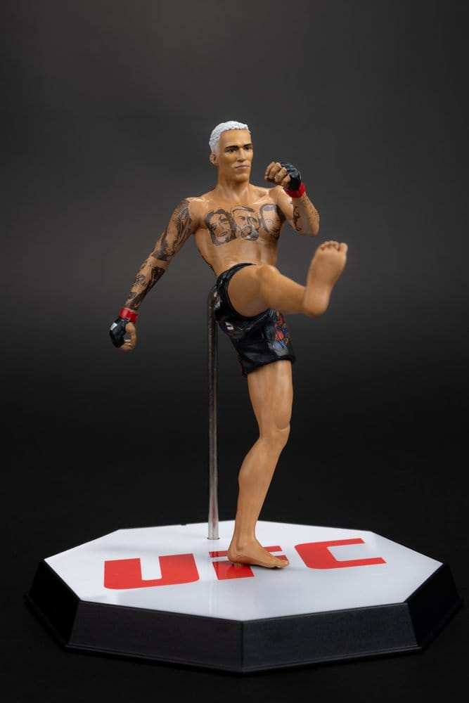 UFC Posed PVC Statue Charles Oliveira 17 cm