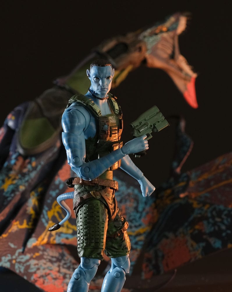 Avatar: The Way of Water Action Figure Recom Quaritch & RDA Banshee (Gold Label)