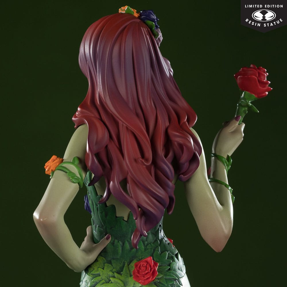 DC Direct Cover Girls Statue 1/8 Poison Ivy by J. Scott Campbell 24 cm