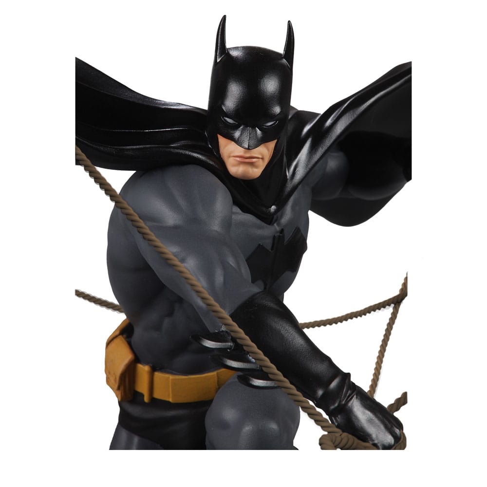 DC Direct Statue DC Designer Series Batman (by Dan Mora) 40 cm