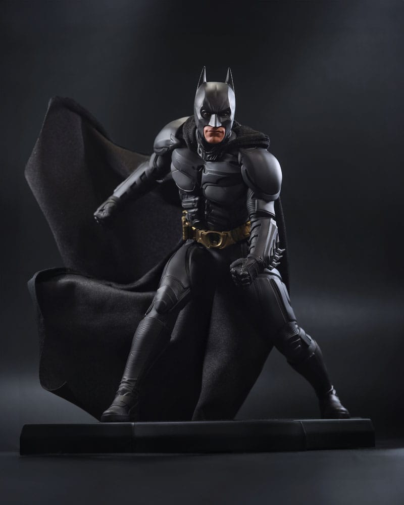 DC Direct  Statue DC Movie Statues Batman (The Dark Knight) 24 cm
