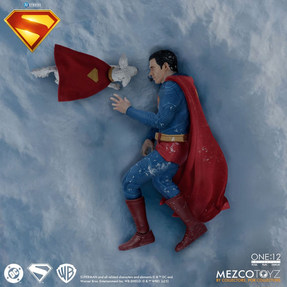Superman (2025) Action Figure 1/12 Superman 17 cm