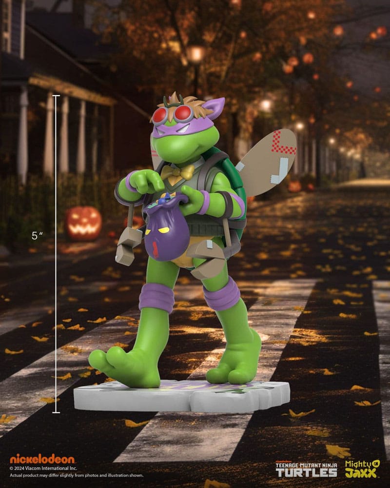 Teenage Mutant Ninja Turtles Remixx Donatello Cowa-BOO-nga! Edition 15 cm
