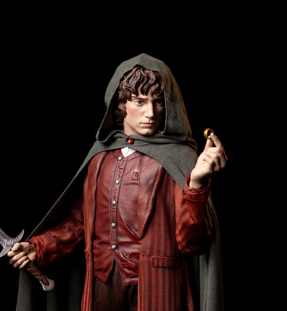 Lord of the Rings Life-Size Statue Frodo 152 cm