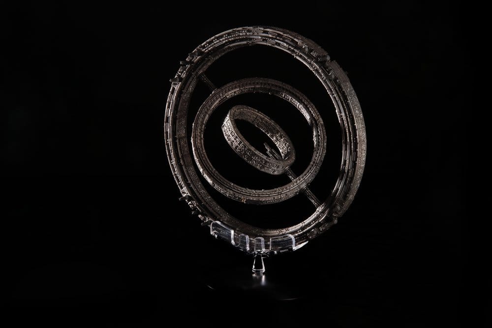 Foundation Die-Cast The Invictus Spaceship 20 cm