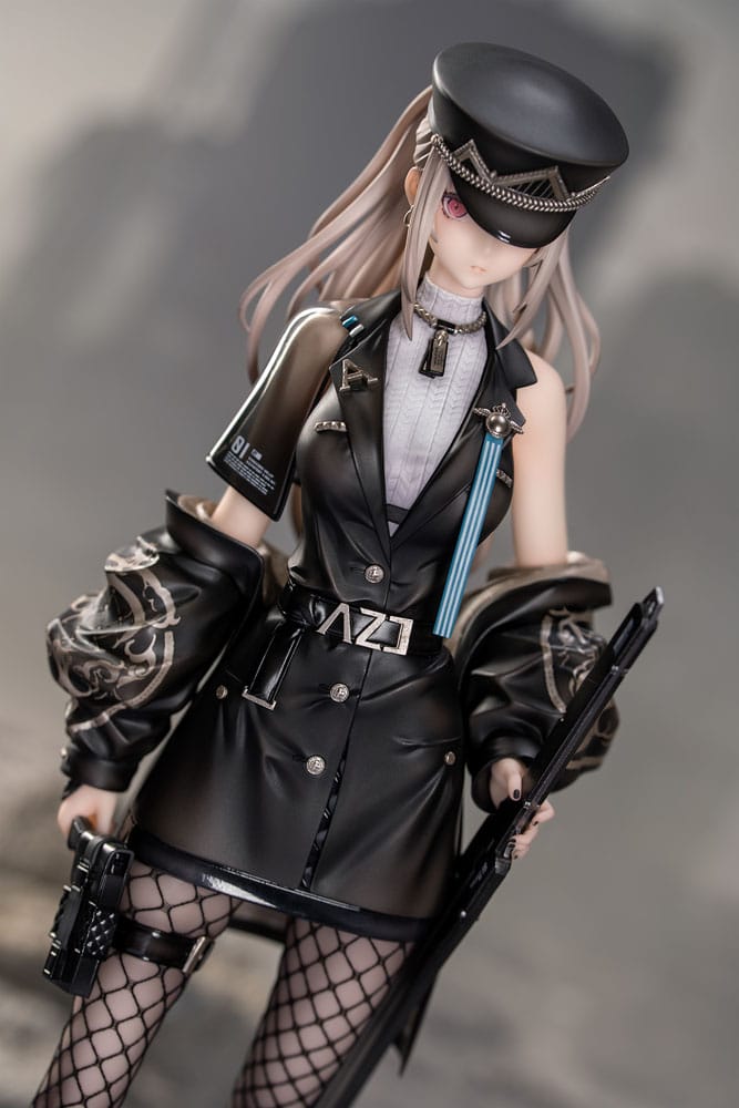AZ: PVC Statue 1/7 [B] Full Dress 25 cm