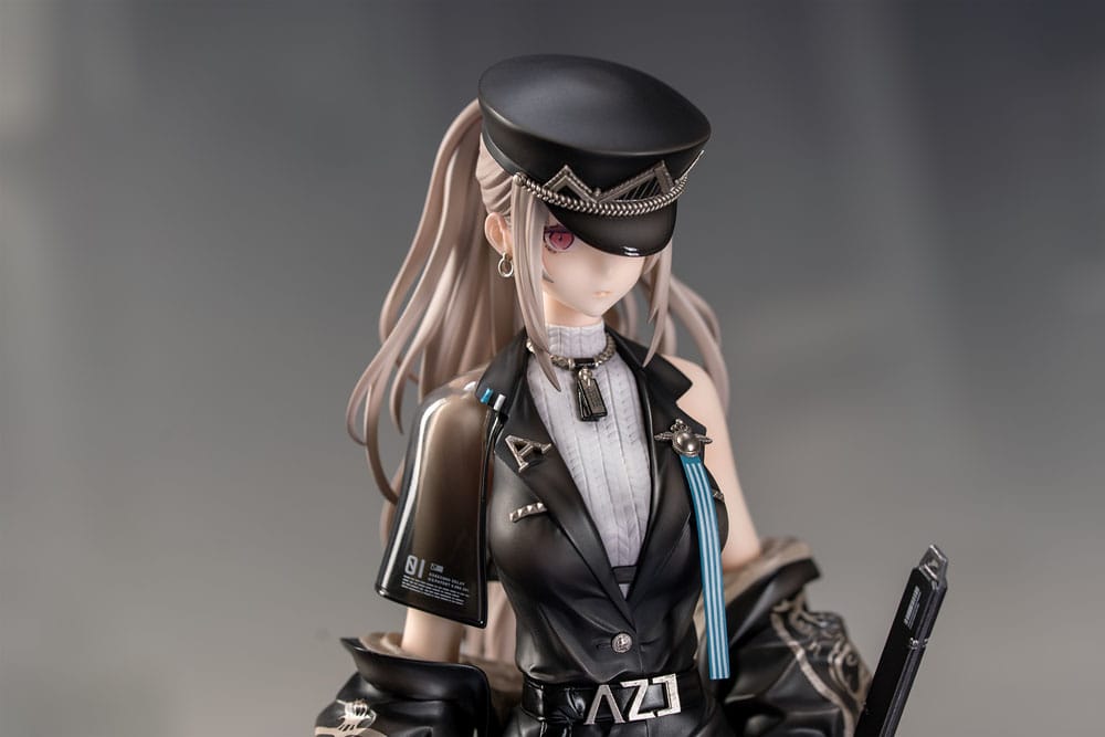 AZ: PVC Statue 1/7 [B] Full Dress 25 cm