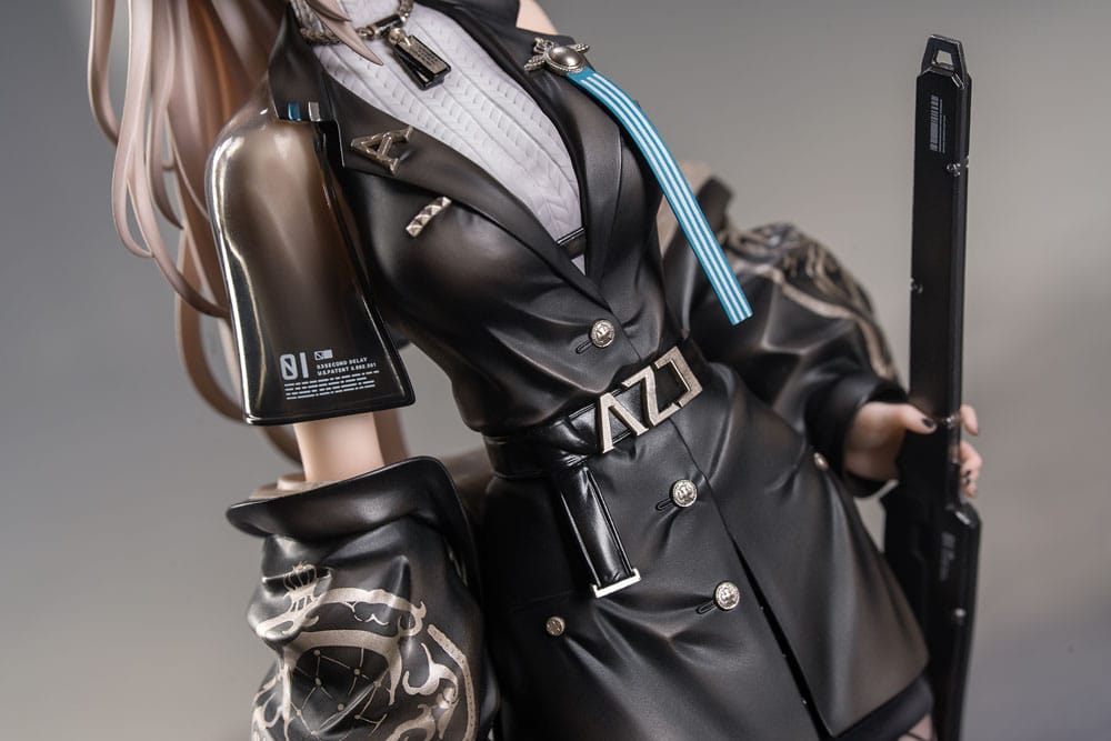 AZ: PVC Statue 1/7 [B] Full Dress 25 cm