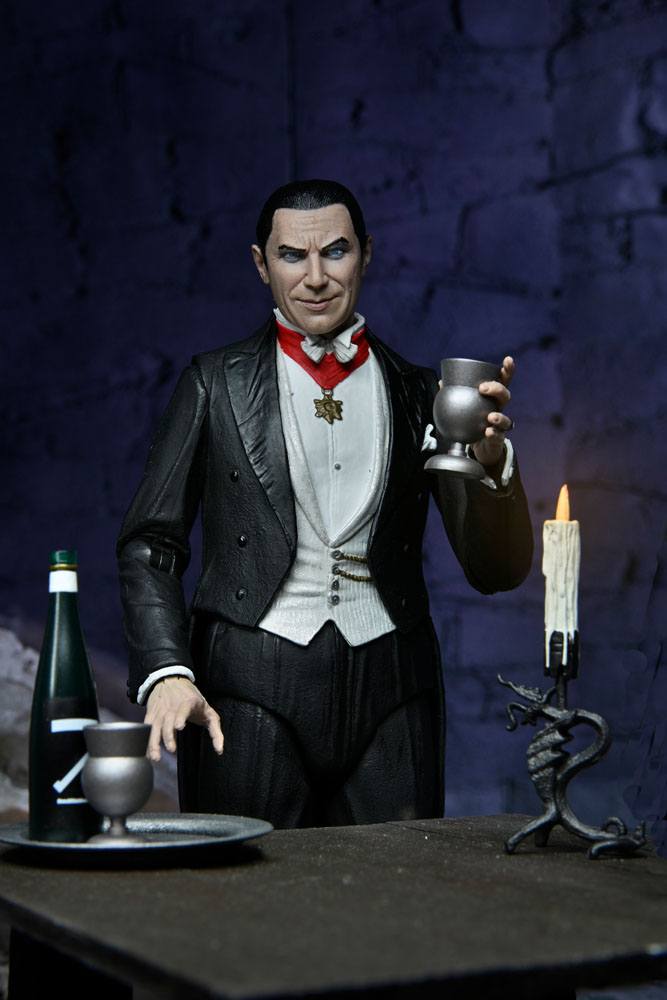 Universal Monsters Action Figure Ultimate Dracula (Transylvania) 18 cm