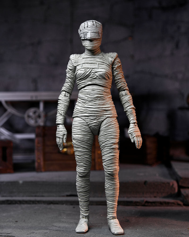 Action figure Universal Monsters Ultimate Bride of Frankenstein (colore) 18 cm