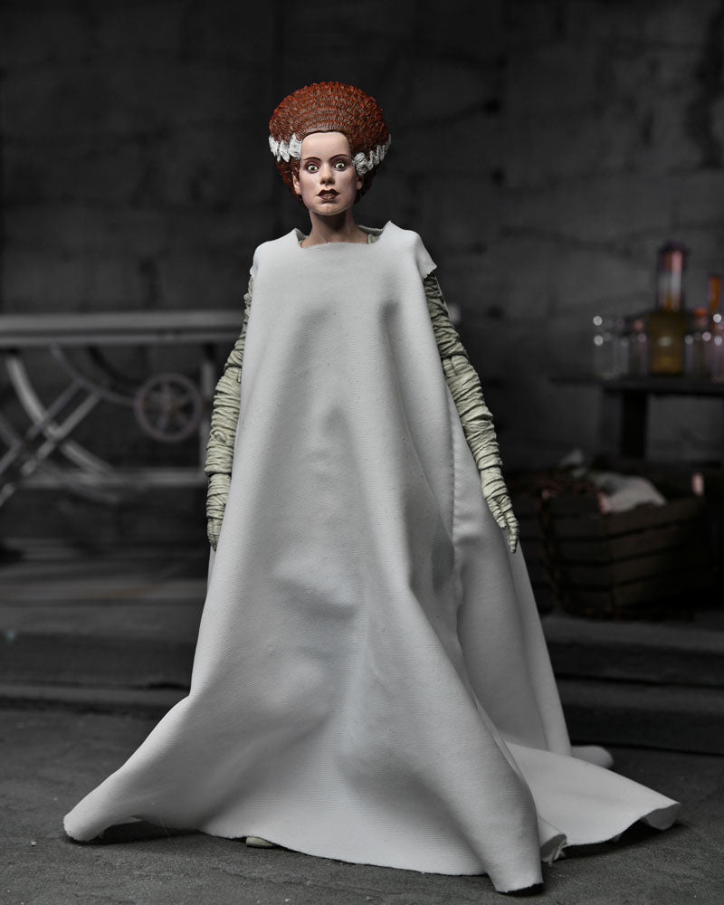 Action figure Universal Monsters Ultimate Bride of Frankenstein (colore) 18 cm