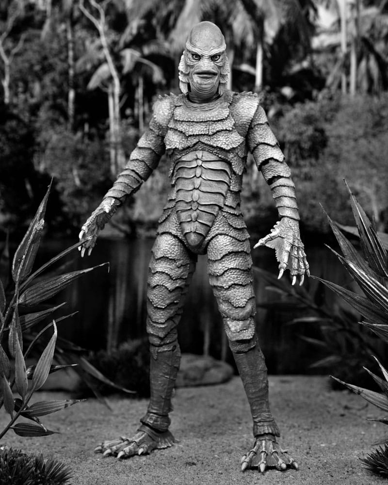 Universal Monsters Action Figure Ultimate Creature from the Black Lagoon (B&W) 18 cm