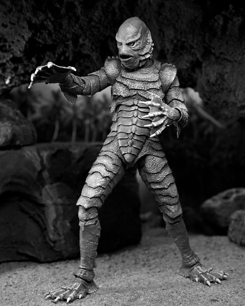 Universal Monsters Action Figure Ultimate Creature from the Black Lagoon (B&W) 18 cm