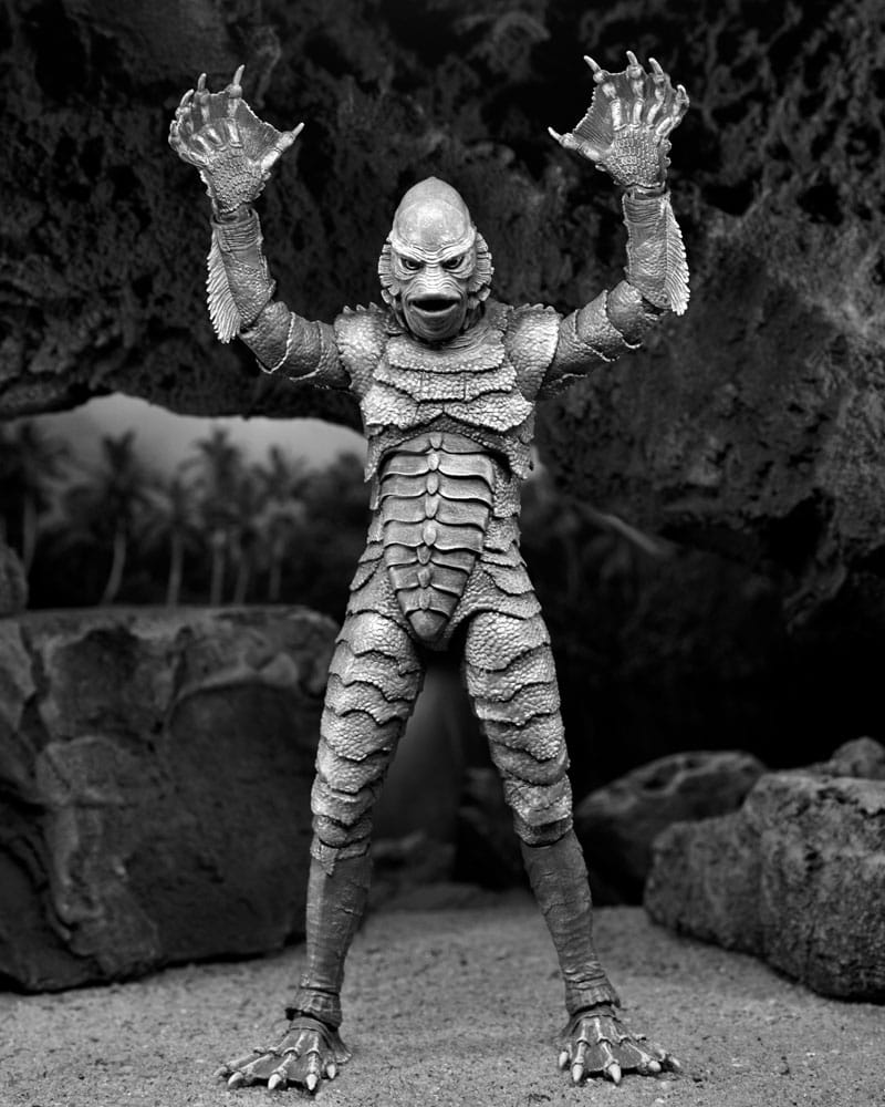 Universal Monsters Action Figure Ultimate Creature from the Black Lagoon (B&W) 18 cm