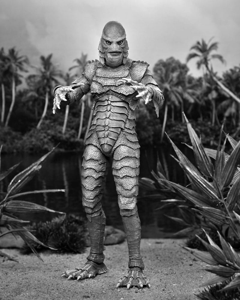 Universal Monsters Action Figure Ultimate Creature from the Black Lagoon (B&W) 18 cm
