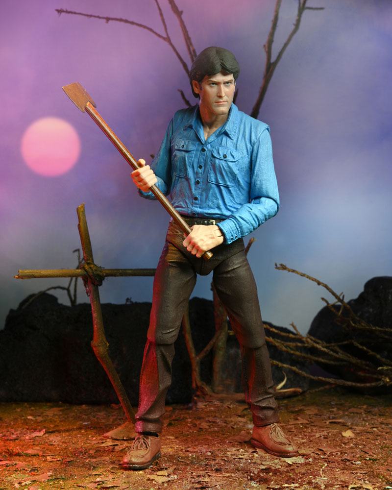 The Evil Dead Action Figure Ultimate Ash 18 cm