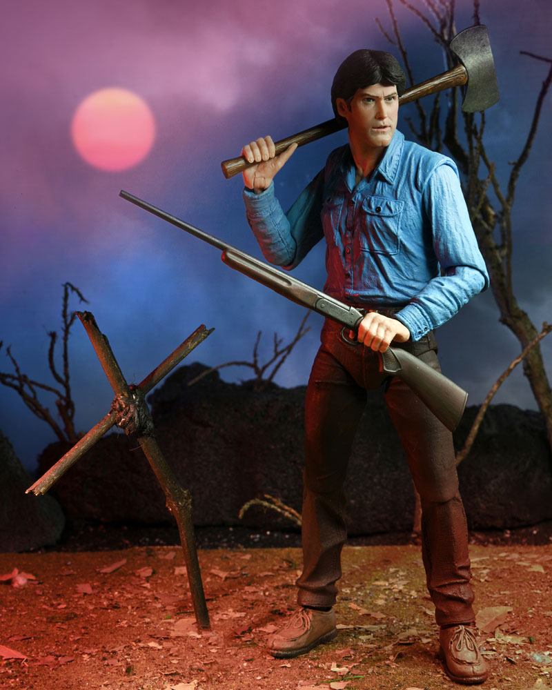 The Evil Dead Action Figure Ultimate Ash 18 cm