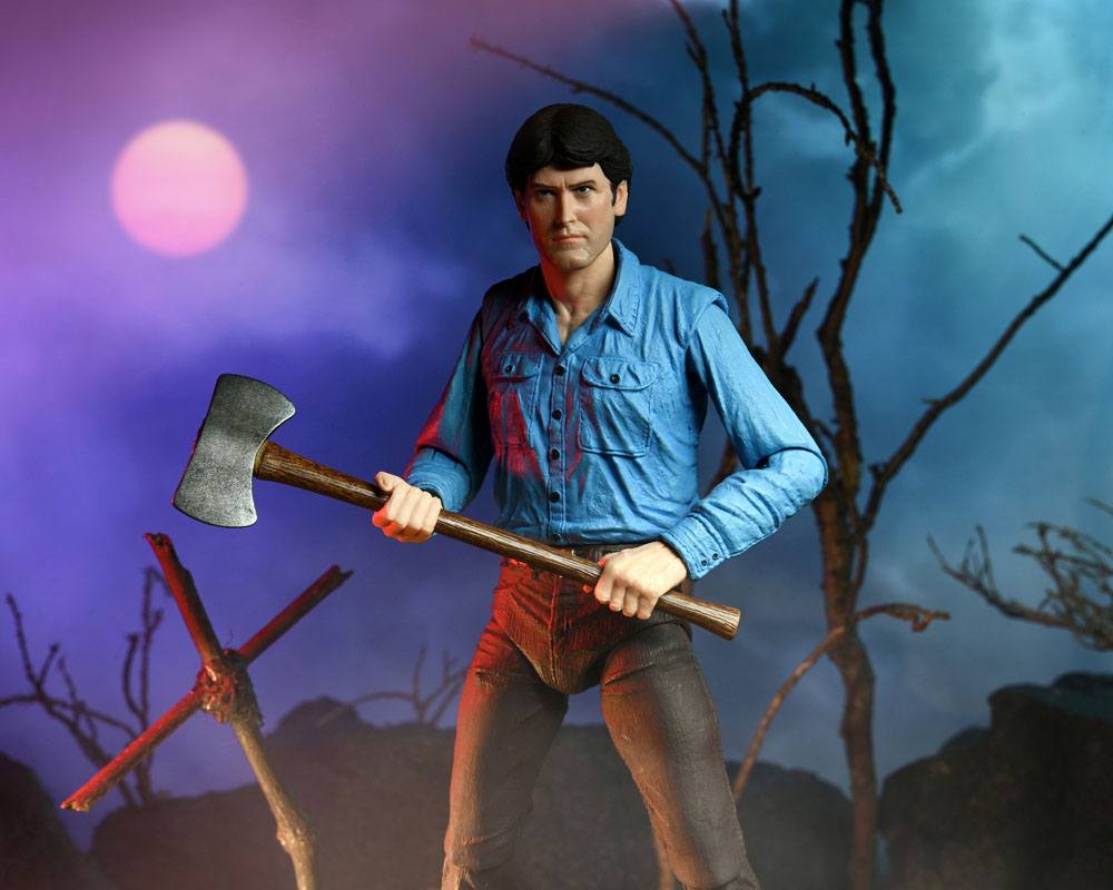 The Evil Dead Action Figure Ultimate Ash 18 cm