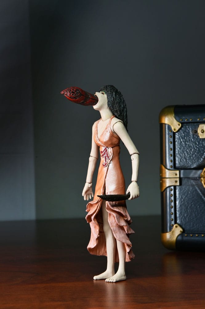 Puppet Master Action Figure 2 Pack Toulon's Puppet Case &amp; Leech Woman 11 cm