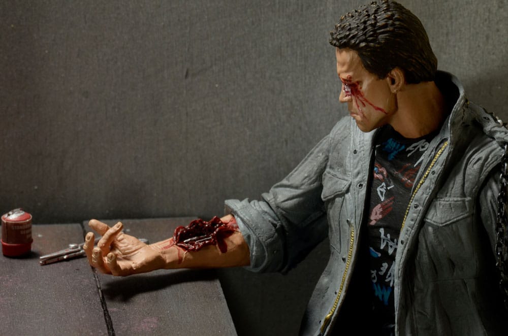 Terminator Action Figure Ultimate T-800 (Tech Noir) 18 cm