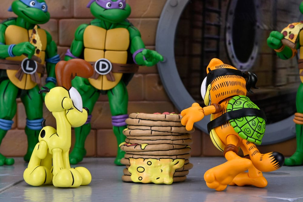 Teenage Mutant Ninja Turtles (Archie Comics) x Garfield Action Figure 2-Pack Ultimate Garfello & Odie 10 cm