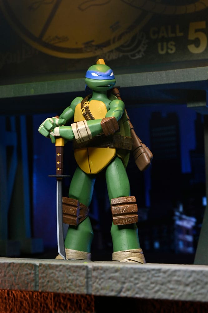 Teenage Mutant Ninja Turtles Action Figure Ultimate Leonardo 18 cm