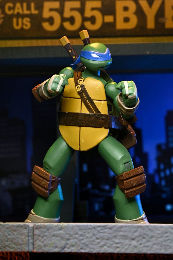 Teenage Mutant Ninja Turtles Action Figure Ultimate Leonardo 18 cm