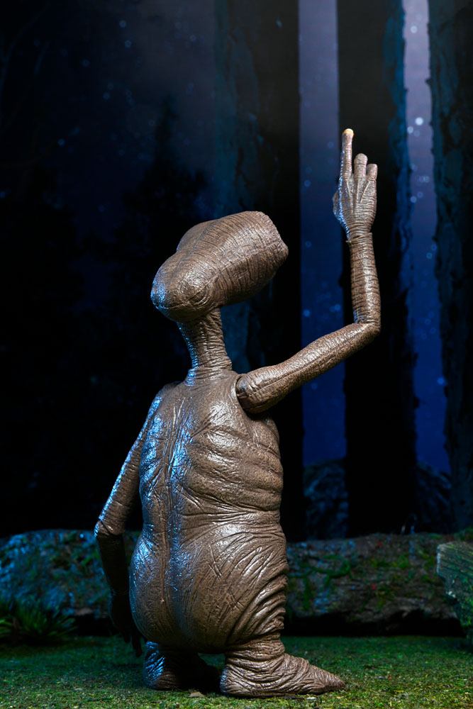 ET the Extraterrestrial Action Figure Ultimate ET 11 cm