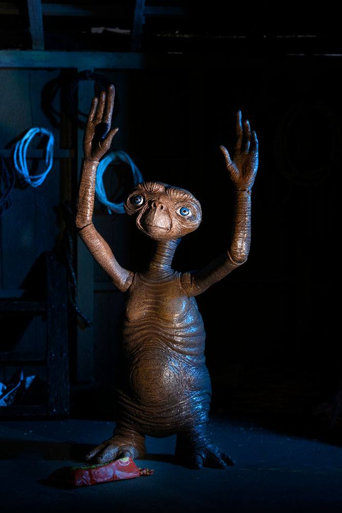 E.T. the Extra-Terrestrial Action Figure Ultimate E.T. 11 cm