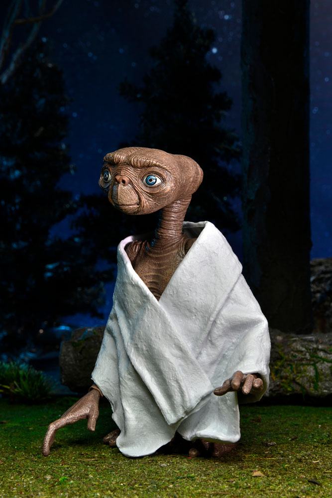ET the Extraterrestrial Action Figure Ultimate ET 11 cm