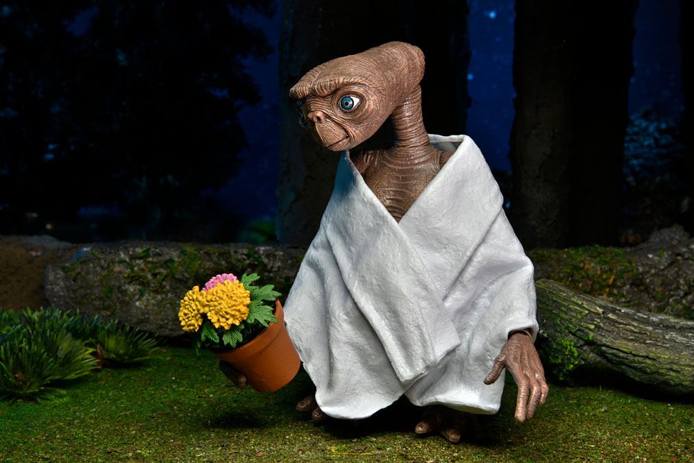 E.T. the Extra-Terrestrial Action Figure Ultimate E.T. 11 cm