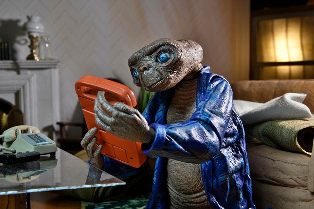 E.T. the Extra-Terrestrial Action Figure Ultimate Telepathic E.T. 11 cm