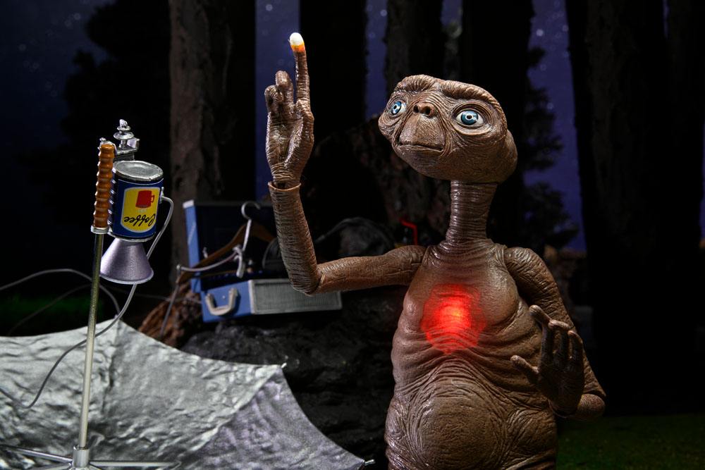 ET the Extra-Terrestrial Action Figure Ultimate Deluxe ET 11 cm