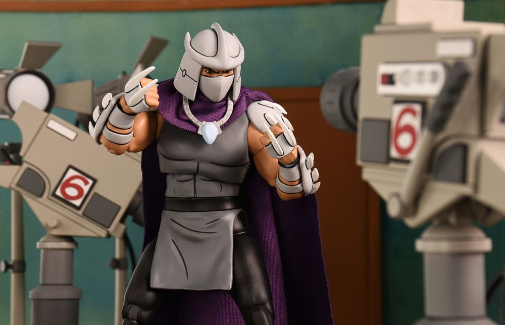 Teenage Mutant Ninja Turtles Action Figure Ultimate Shredder (Classic Colors) 18 cm