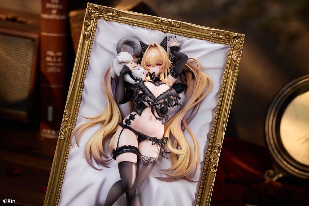 Original Character PVC Figure 1/7 Stella Black Cat Ver. Illustrated by Xin 27 cm