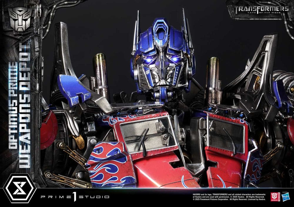 Transformers: Dark of the Moon (Movie) Museum Masterline Statue Optimus Prime Weapons Depot 127 cm