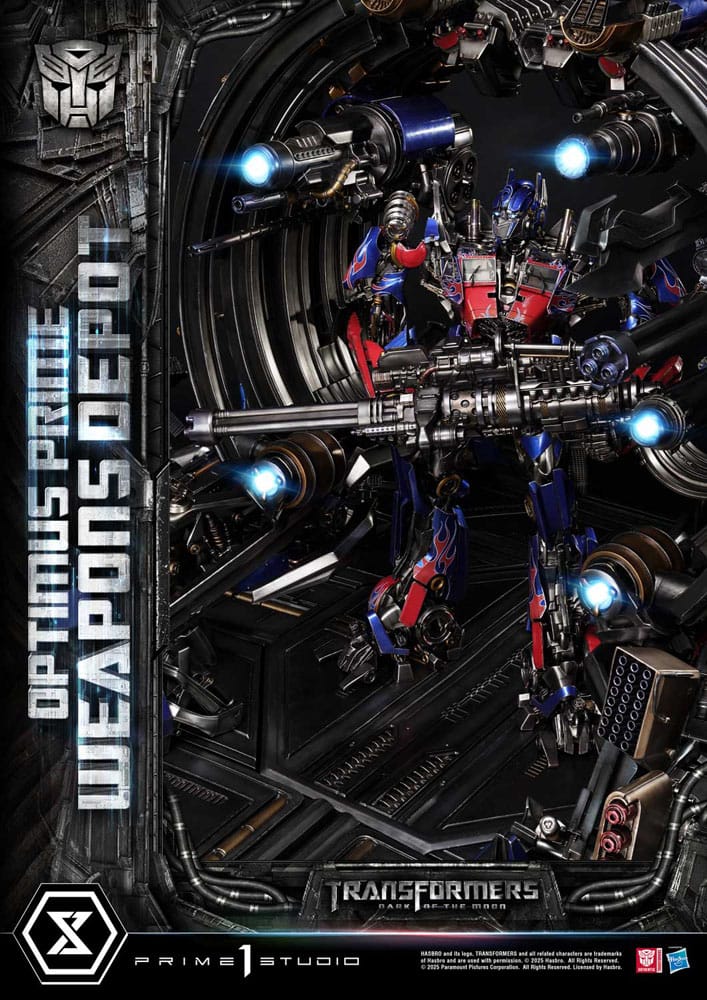 Transformers: Dark of the Moon (Movie) Museum Masterline Statue Optimus Prime Weapons Depot 127 cm