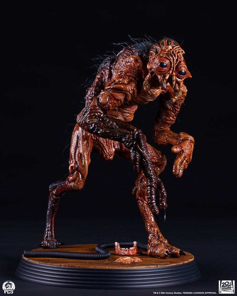 The Fly Statue 1/4 41 cm