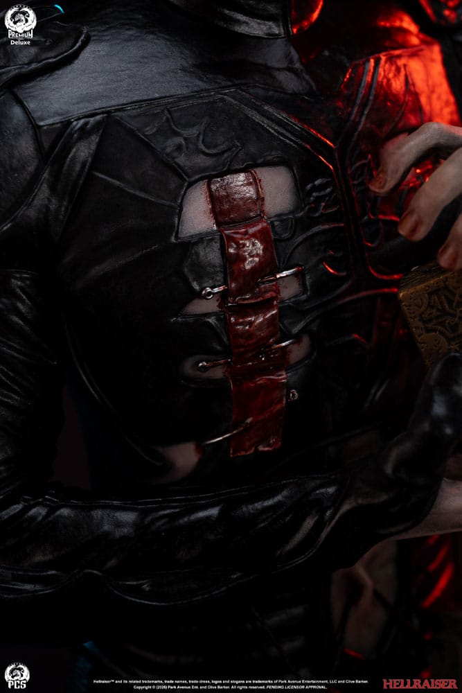 Hellraiser Statue 1/3 Pinhead Deluxe Edition 79 cm