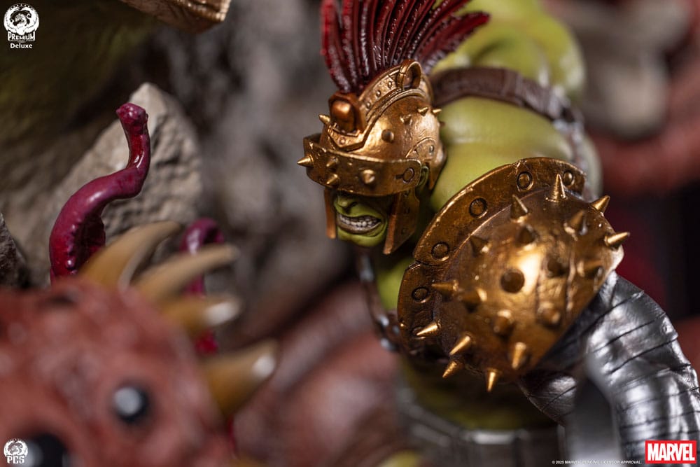 Marvel Fine Art Bust Planet Hulk Deluxe Edition 56 cm