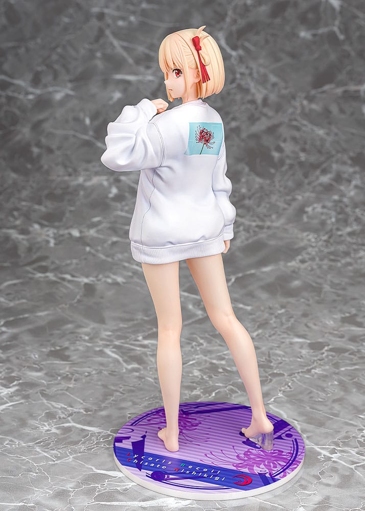 Lycoris Recoil PVC Statue 1/7 Chisato Nishikigi: Oversized Moletom Ver. 25 cm