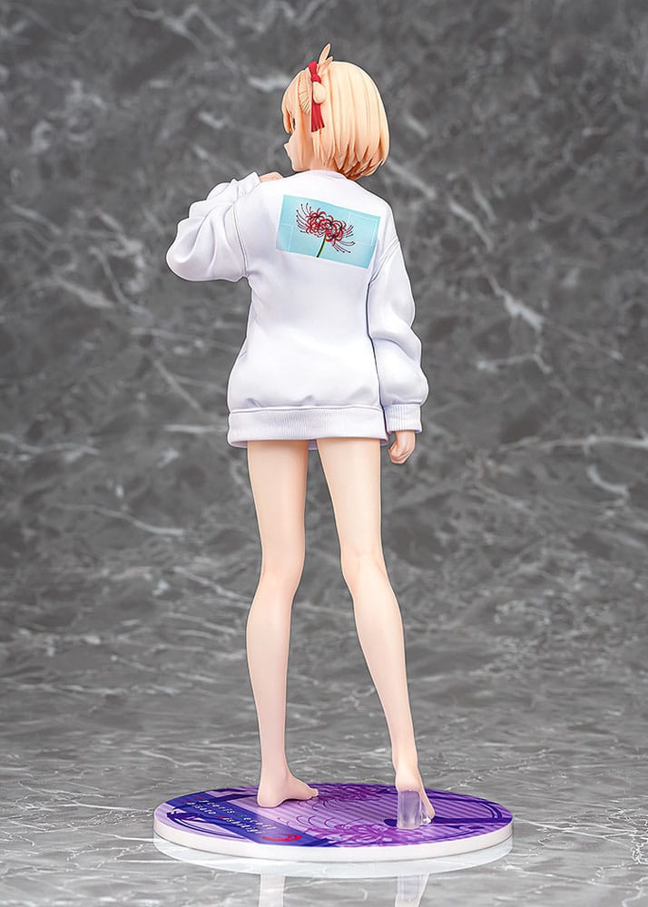Lycoris Recoil PVC Statue 1/7 Chisato Nishikigi: Oversized Moletom Ver. 25 cm