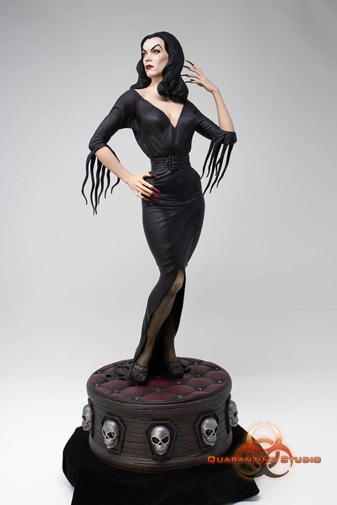Vampira Statue 1/6 Queen of the Ghouls 43 cm