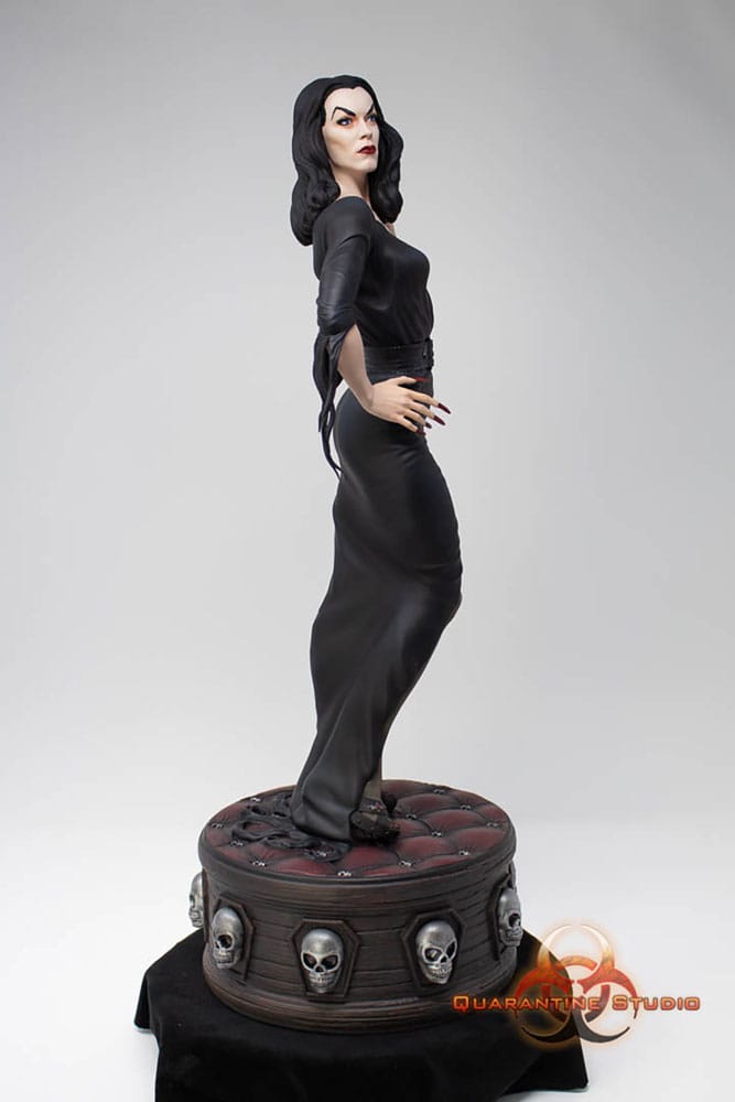 Vampira Statue 1/6 Queen of the Ghouls 43 cm