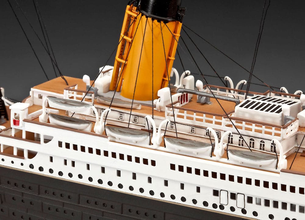 Titanic Model Kit Gift Set 1/400 RMS Titanic 100th Anniversary Edition 67 cm