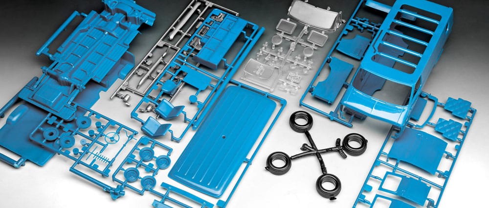 Stranger Things Model Kit 1/25 Squawk Van 21 cm