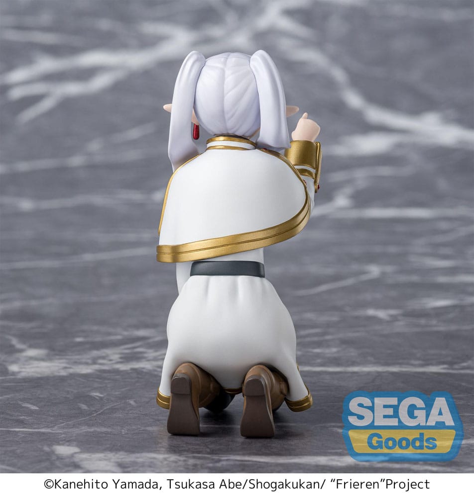 Frieren: Beyond Journey's End PM Perching PVC Statue Frieren Poking Something 10 cm