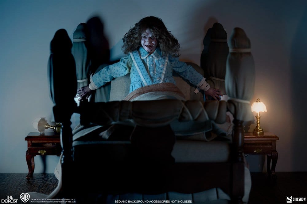 The Exorcist Action Figure 1/6 Regan MacNeil 23 cm